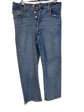 Levi’s Ribcage Straight Ankle Jeans - Light Blue Wash